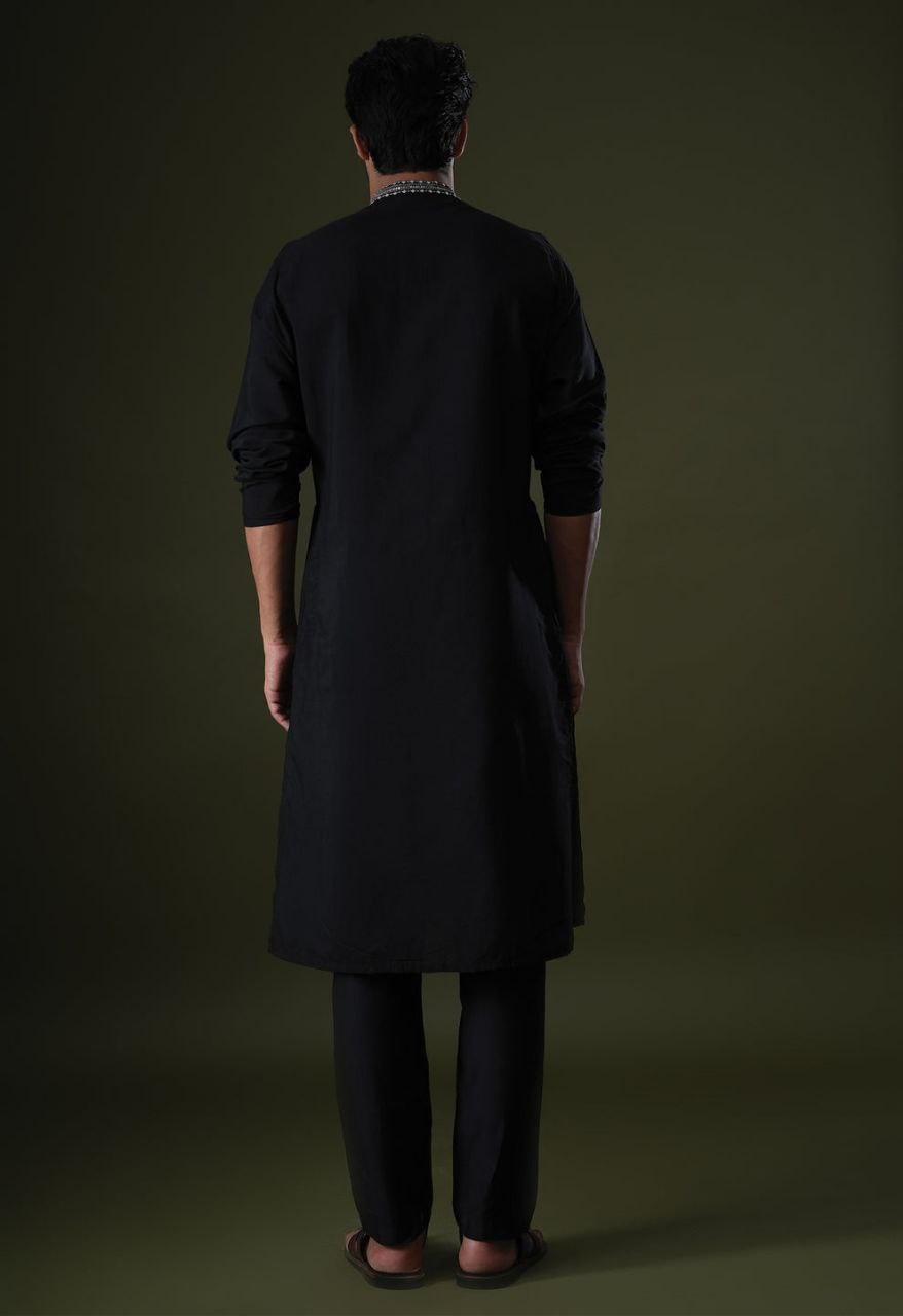 Black Art Silk Embroidery Men's Kurta Se